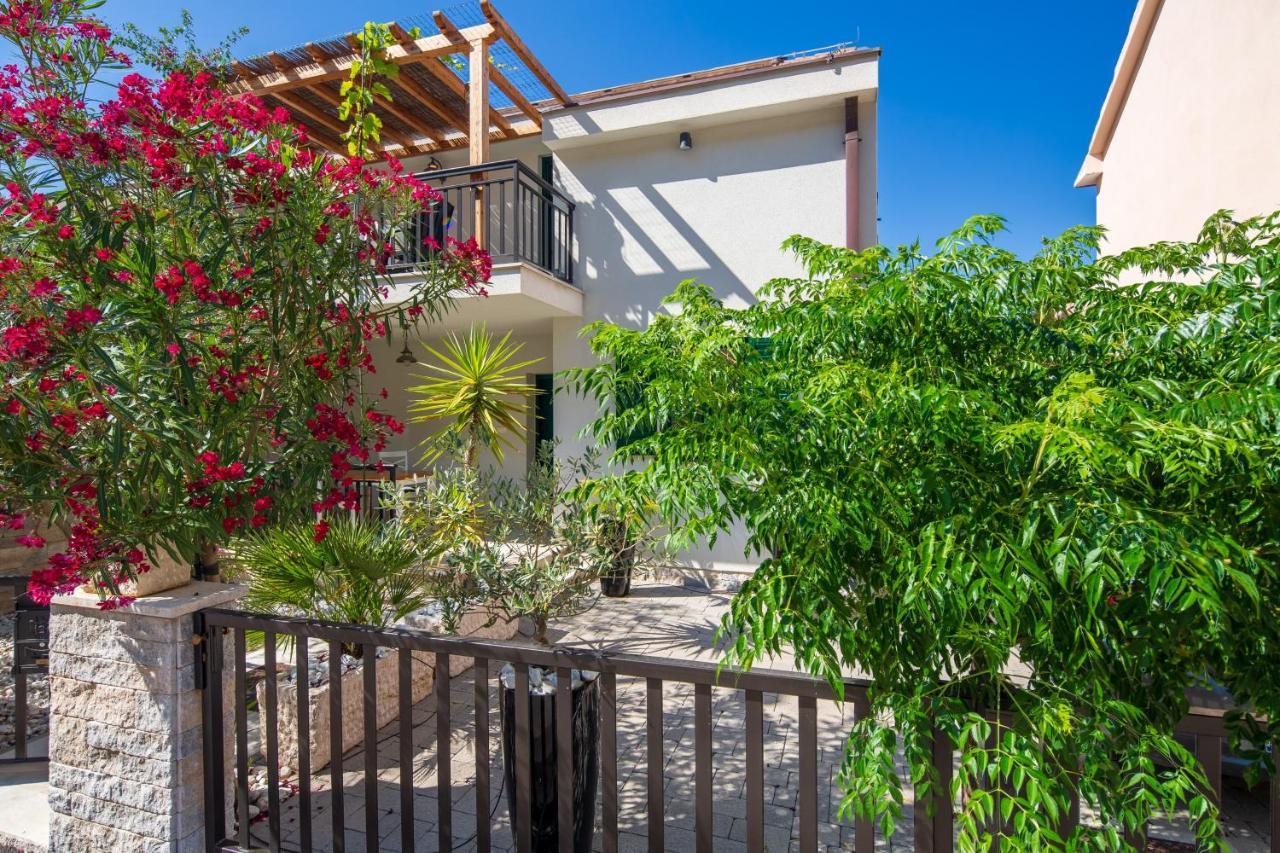 Apartment Gracija Trpanj Esterno foto