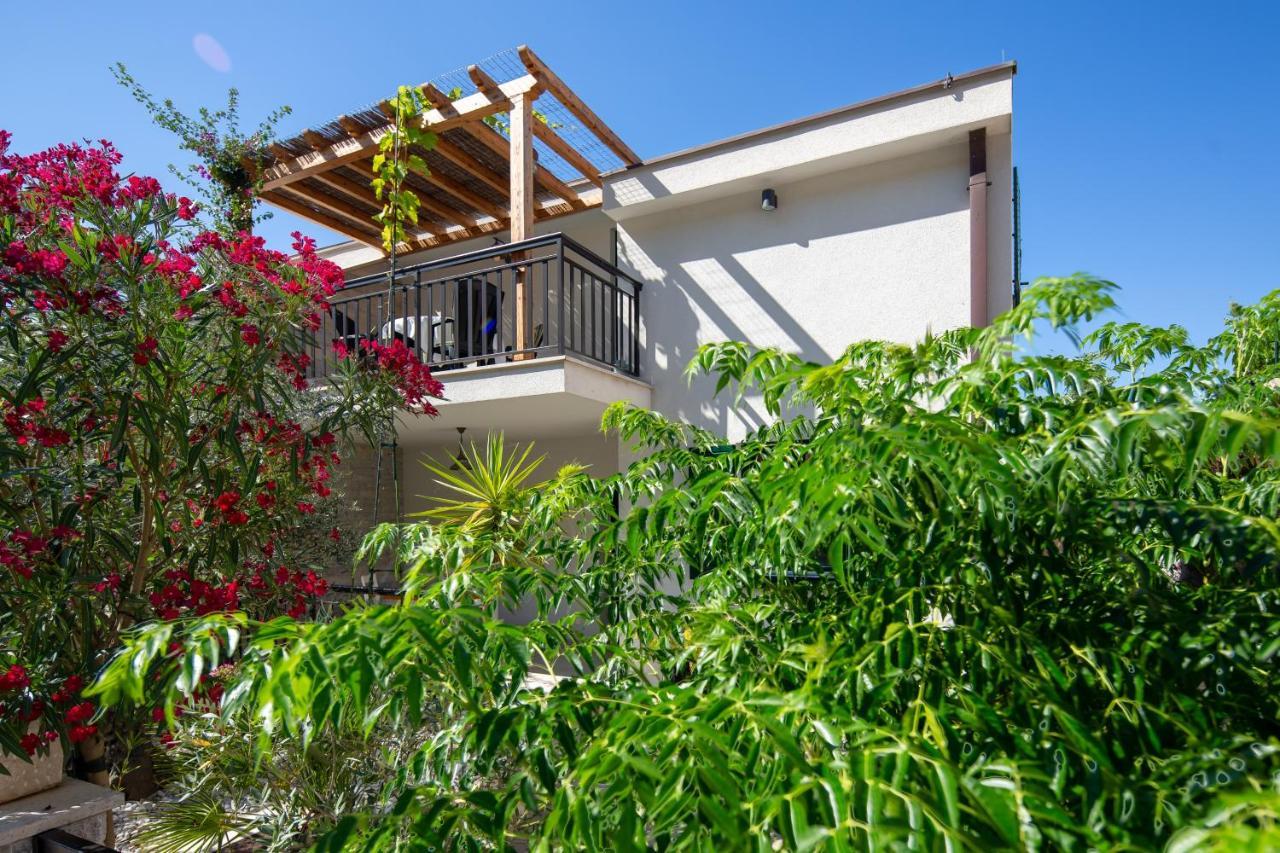Apartment Gracija Trpanj Esterno foto
