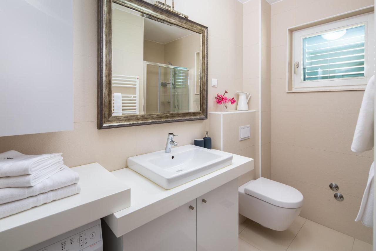 Apartment Gracija Trpanj Esterno foto